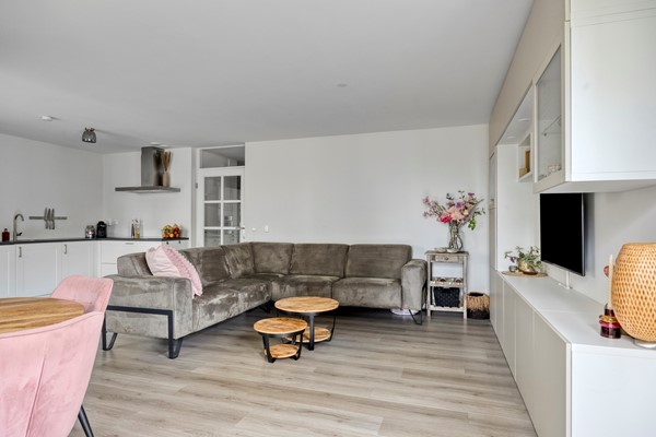 MaartjeOfferspad102331NBLeiden -20.jpg